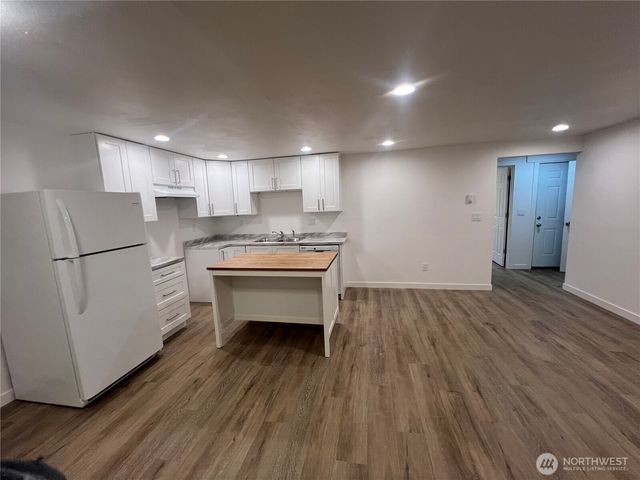 10443 17th Avenue SW, Seattle, WA 98146