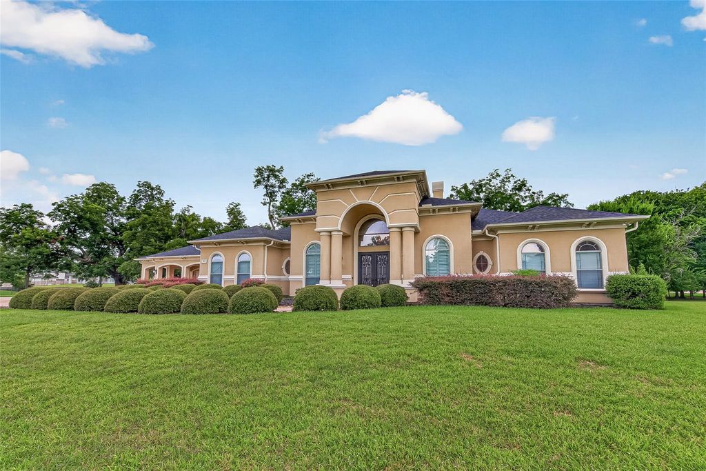 4011 Westerdale Drive, Fulshear, TX 77441