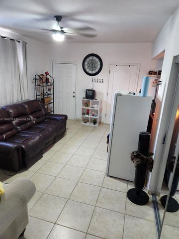 614 E 56th St, Hialeah, FL 33013