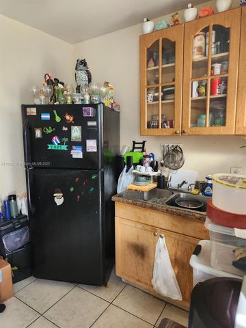 614 E 56th St, Hialeah, FL 33013