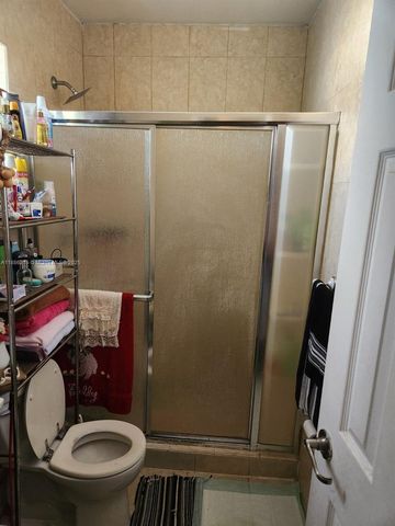 614 E 56th St, Hialeah, FL 33013