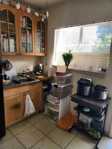 614 E 56th St, Hialeah, FL 33013