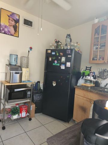 614 E 56th St, Hialeah, FL 33013