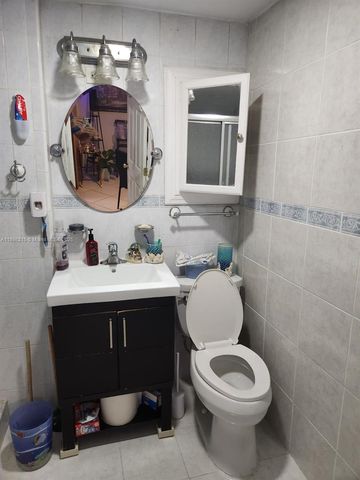 614 E 56th St, Hialeah, FL 33013