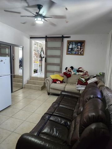 614 E 56th St, Hialeah, FL 33013