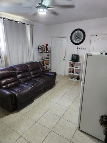 614 E 56th St, Hialeah, FL 33013
