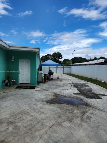 614 E 56th St, Hialeah, FL 33013