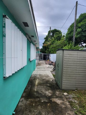 614 E 56th St, Hialeah, FL 33013