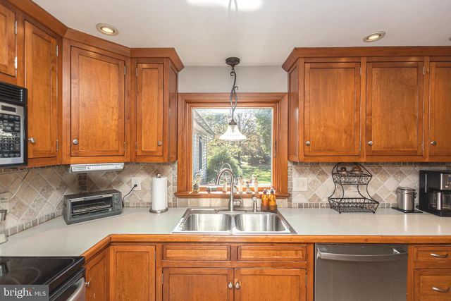 532 GRUBER RD, Harleysville, PA 19438