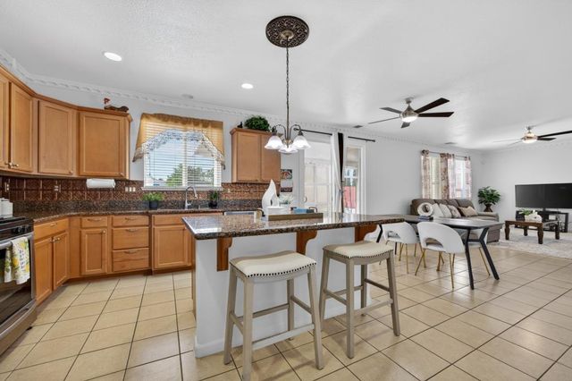 8556 Hawley Way, Elk Grove, CA 95624