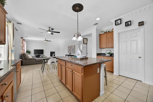 8556 Hawley Way, Elk Grove, CA 95624