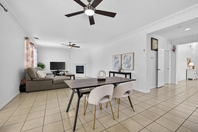 8556 Hawley Way, Elk Grove, CA 95624