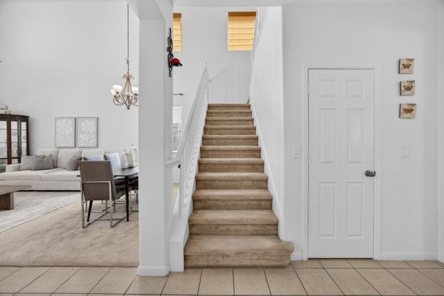 8556 Hawley Way, Elk Grove, CA 95624