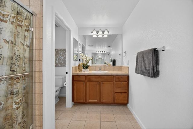 8556 Hawley Way, Elk Grove, CA 95624