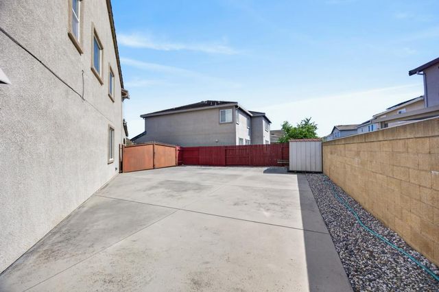 8556 Hawley Way, Elk Grove, CA 95624