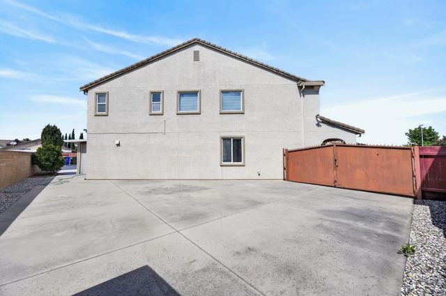 8556 Hawley Way, Elk Grove, CA 95624