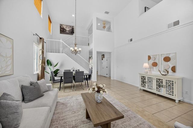 8556 Hawley Way, Elk Grove, CA 95624