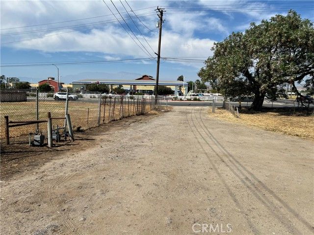 9206 Limonite, Jurupa Valley, CA 92509