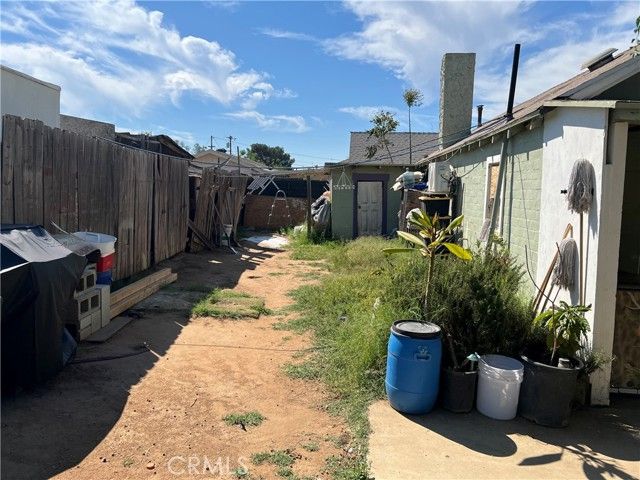 9206 Limonite, Jurupa Valley, CA 92509