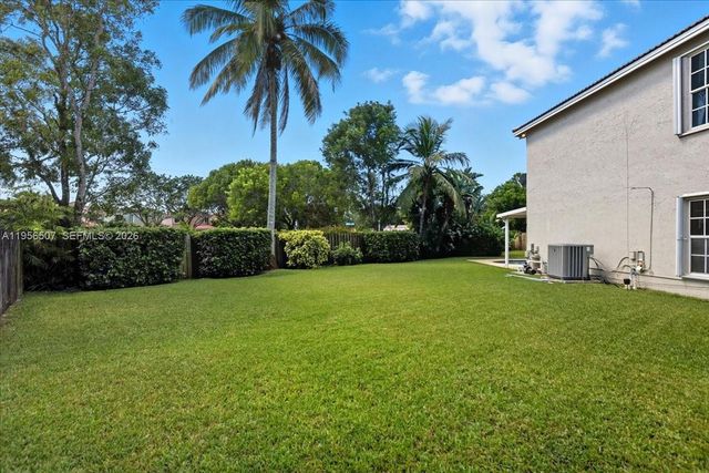 11230 SW 59th Pl, Cooper City, FL 33330