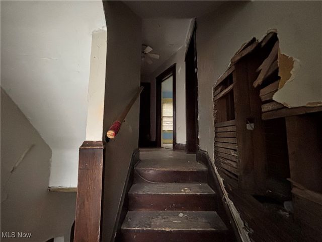 9107 Empire Avenue, Cleveland, OH 44108