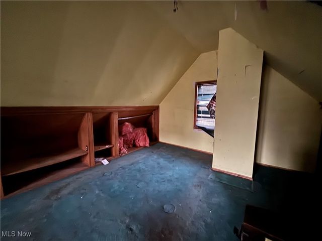 9107 Empire Avenue, Cleveland, OH 44108