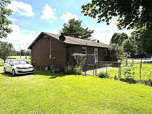1438 Veterans Pkwy, Murfreesboro, TN 37128