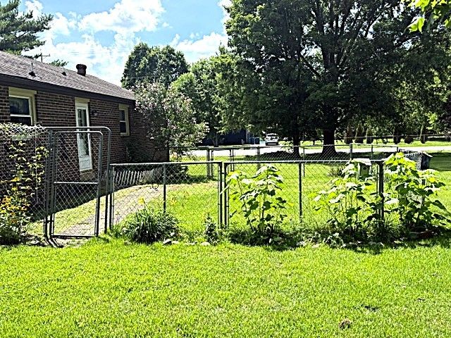 1438 Veterans Pkwy, Murfreesboro, TN 37128