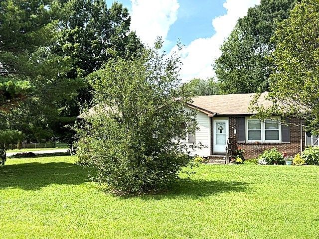 1438 Veterans Pkwy, Murfreesboro, TN 37128