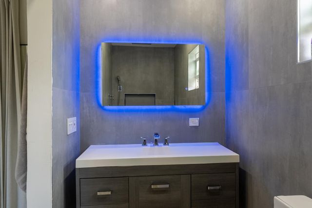 7520 NW 8th Court, Plantation, FL 33317