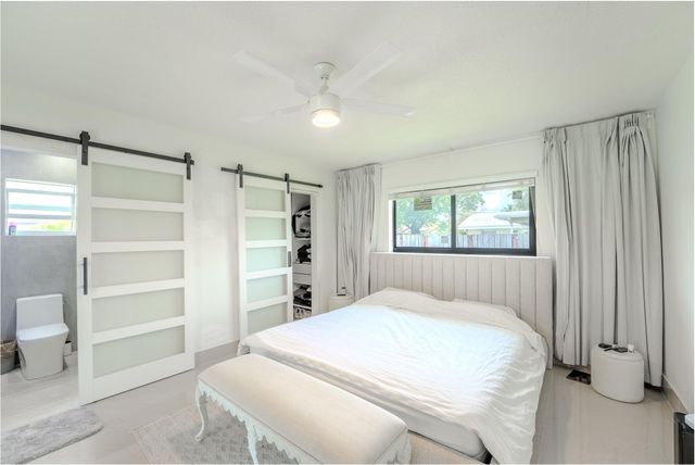 7520 NW 8th Court, Plantation, FL 33317