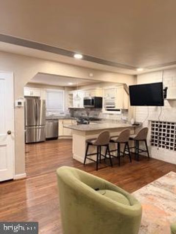 1922 MERRIMAC DR, Hyattsville, MD 20783