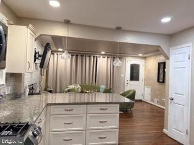 1922 MERRIMAC DR, Hyattsville, MD 20783