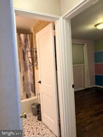 1922 MERRIMAC DR, Hyattsville, MD 20783