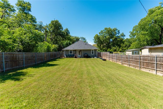 925 W Munson Street, Denison, TX 75020