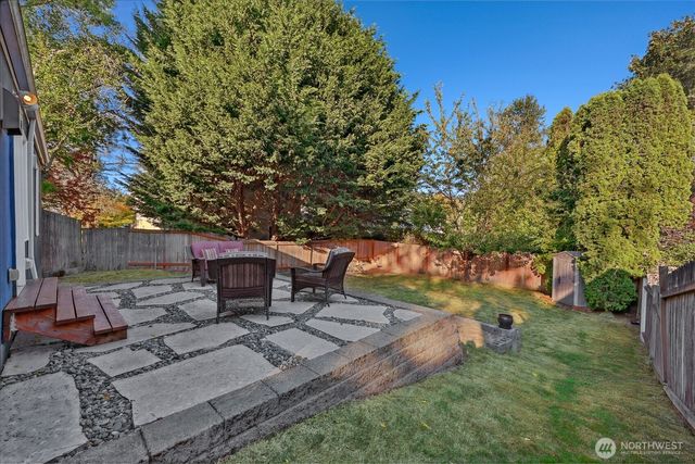 6712 18th Avenue SW, Seattle, WA 98106