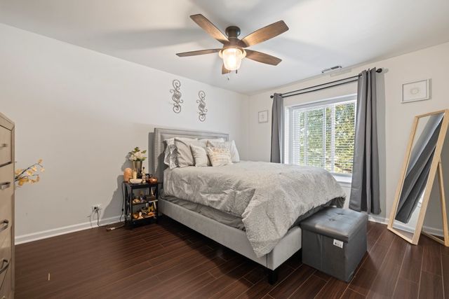 306 Sandpebble Lane 306, Aurora, IL 60504