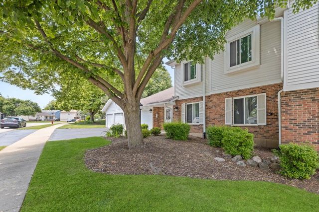 306 Sandpebble Lane 306, Aurora, IL 60504