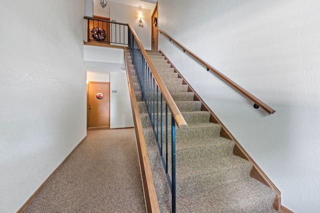 306 Sandpebble Lane 306, Aurora, IL 60504