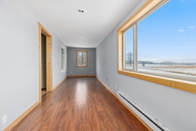 61684 E 260th Street, Hewitt, MN 56453