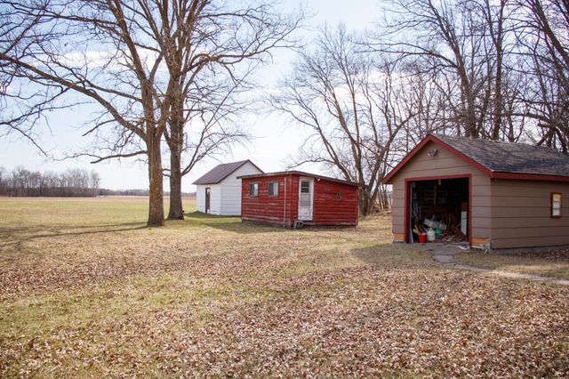 61684 E 260th Street, Hewitt, MN 56453