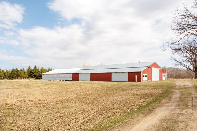 61684 E 260th Street, Hewitt, MN 56453