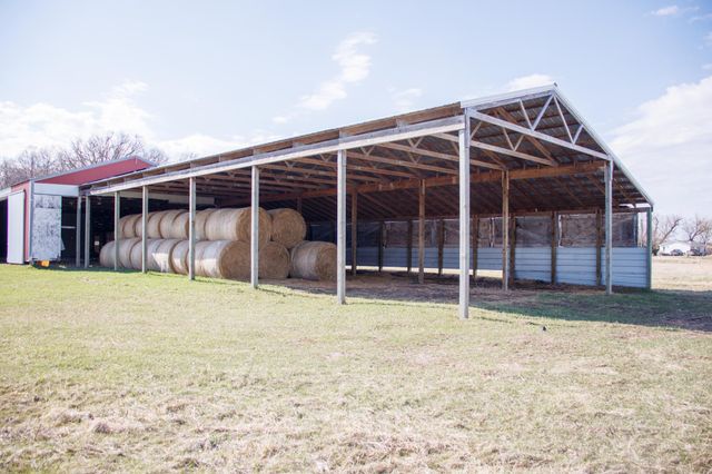 61684 E 260th Street, Hewitt, MN 56453