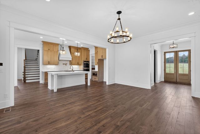 8187 Cainsville Rd, Lebanon, TN 37090