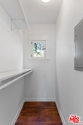 884 N Raymond Avenue, Pasadena, CA 91103