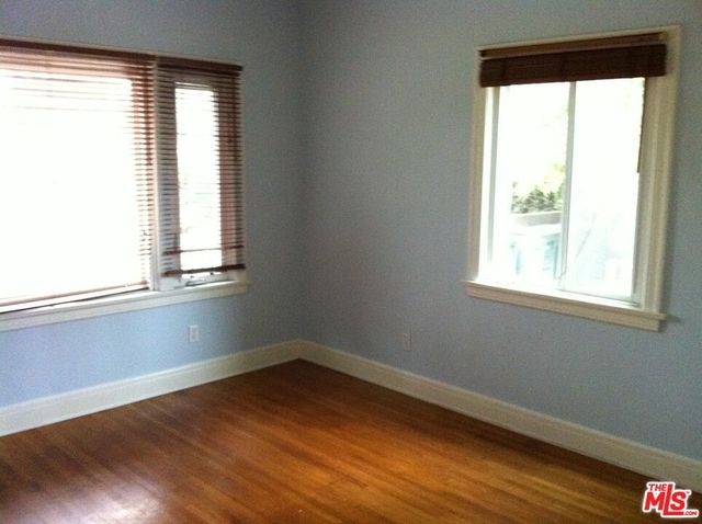 884 N Raymond Avenue, Pasadena, CA 91103