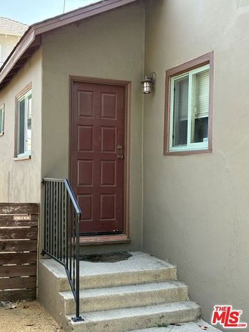 884 N Raymond Avenue, Pasadena, CA 91103