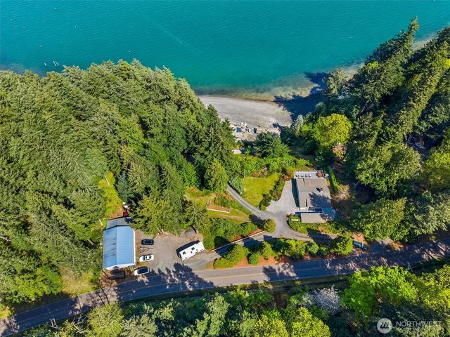 1442 Seacrest Drive, Lummi Island, WA 98262
