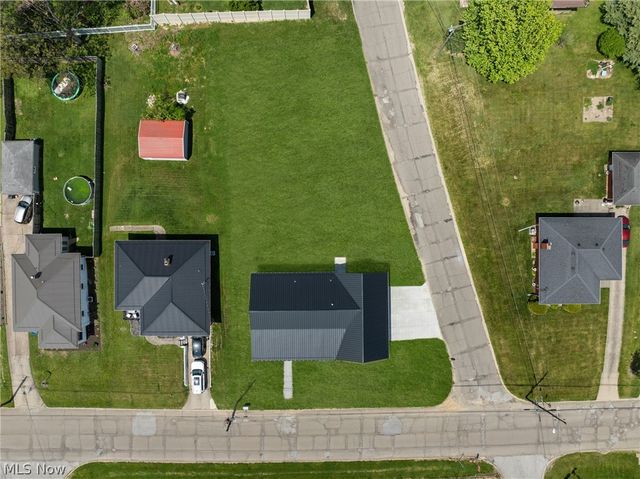 110 Carlisle Avenue, Mingo Junction, OH 43938