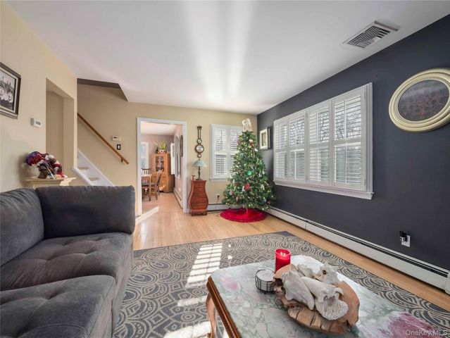 4 Goebel Road, New City, NY 10956